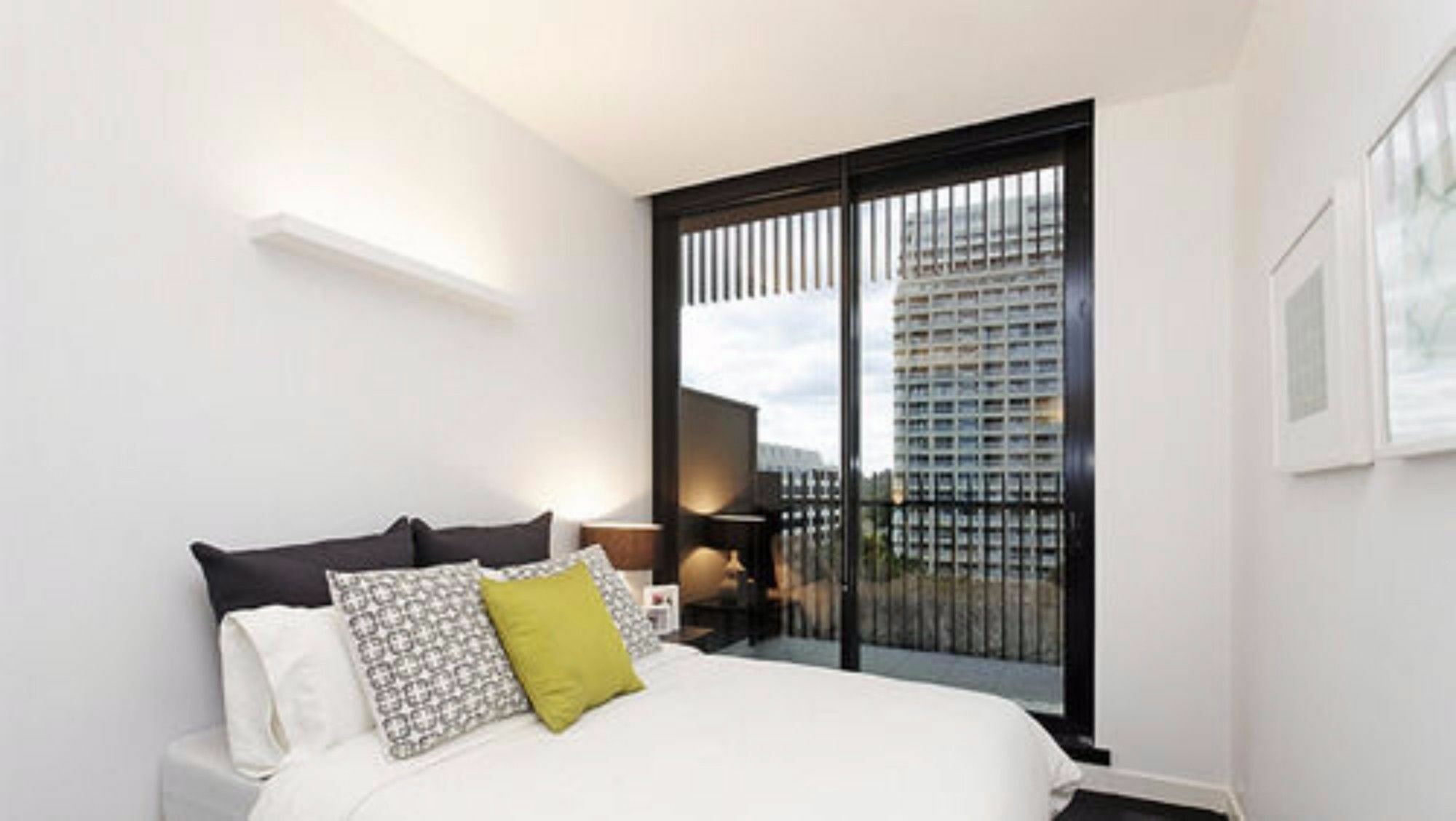 Wyndel Apartments - St Kilda Views Мельбурн Экстерьер фото